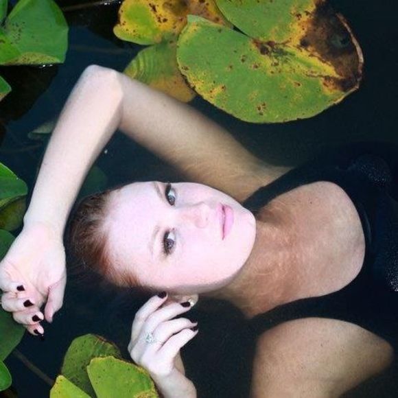 Meet your Posher, Bonquisha - Picture 1 of 1